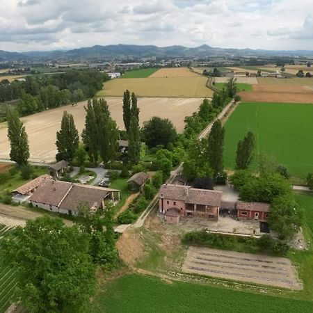 Agriturismo Le Corti Della Gualdana Voghera Exterior foto