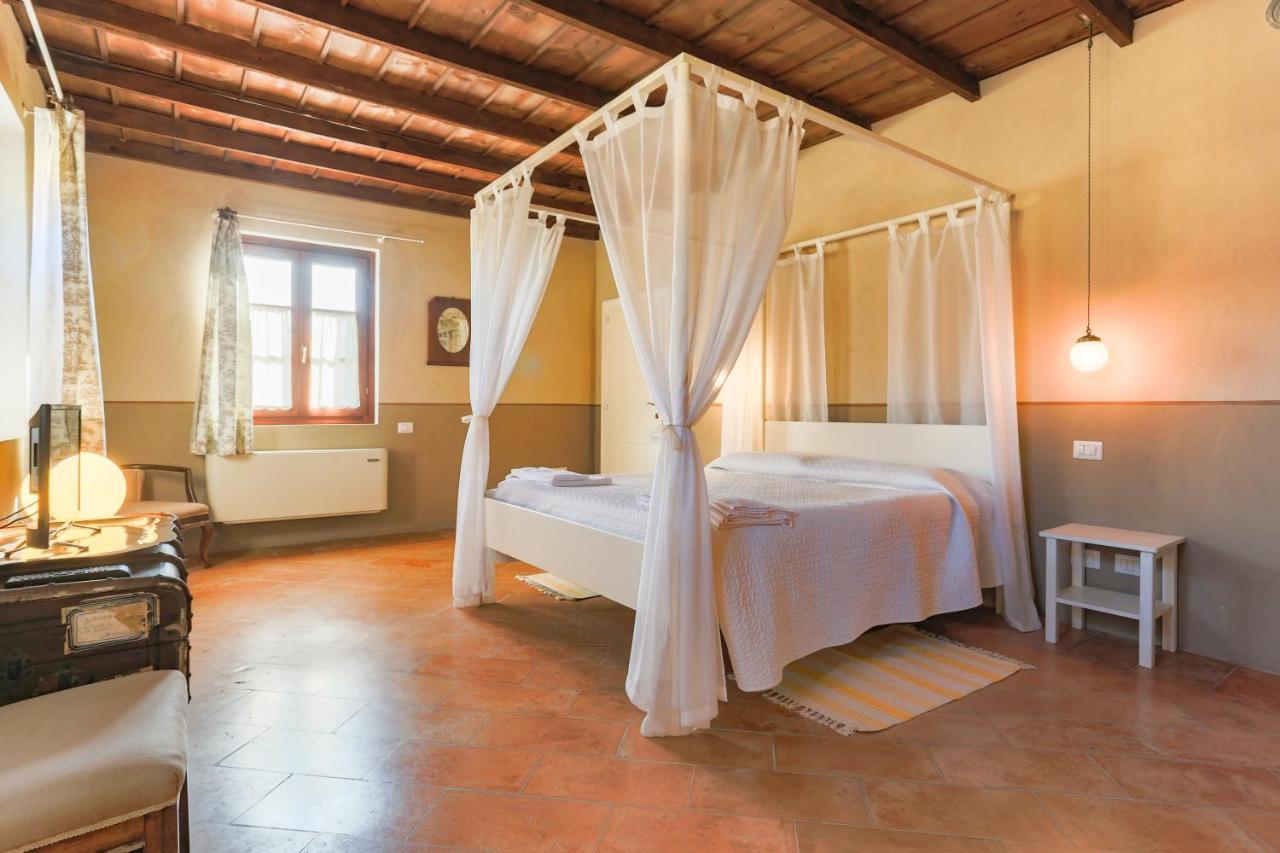 Agriturismo Le Corti Della Gualdana Voghera Exterior foto